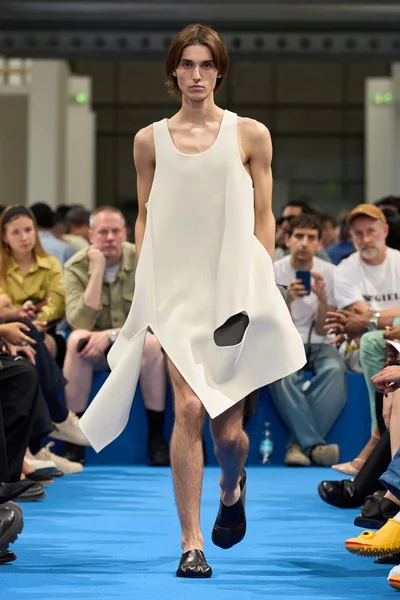 Look 31